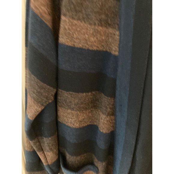 Hinge Designed in Seattle Button Front Sweater Womens Size Small - Picture 4 of 9